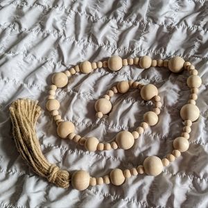 33" single tassel bead Garland